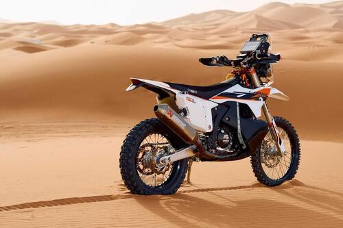 KTM 450 Rally Replica 2025: Ready to Race sulla sabbia [GALLERY] (5)