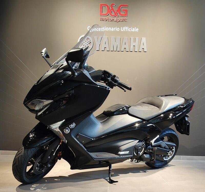 Yamaha T-Max 530 DX (2017 - 19) (5)