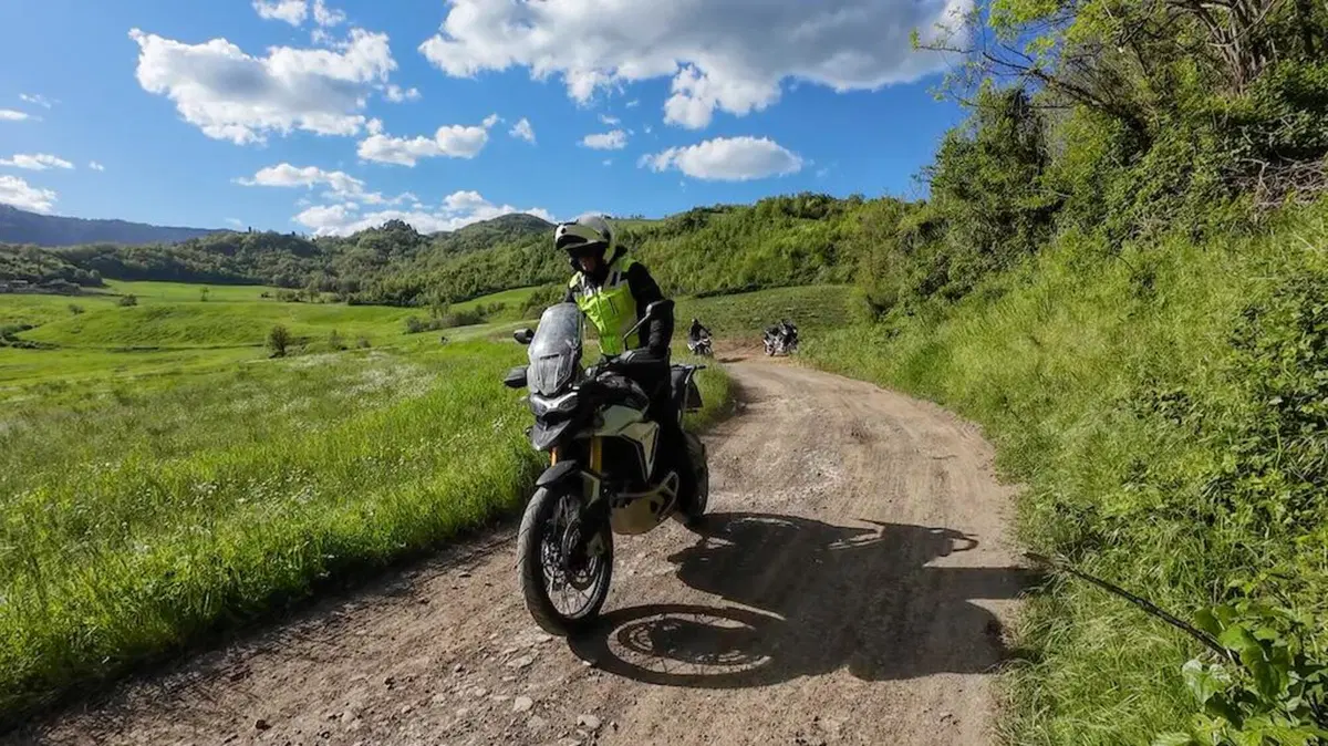 Adventourfest: Bobbio accoglie i grandi appassionati del mototurismo senza confini! (20)