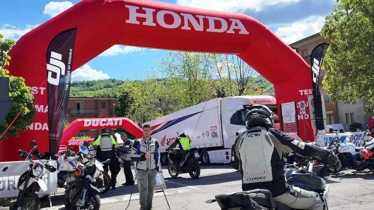 Adventourfest: Bobbio accoglie i grandi appassionati del mototurismo senza confini! (27)