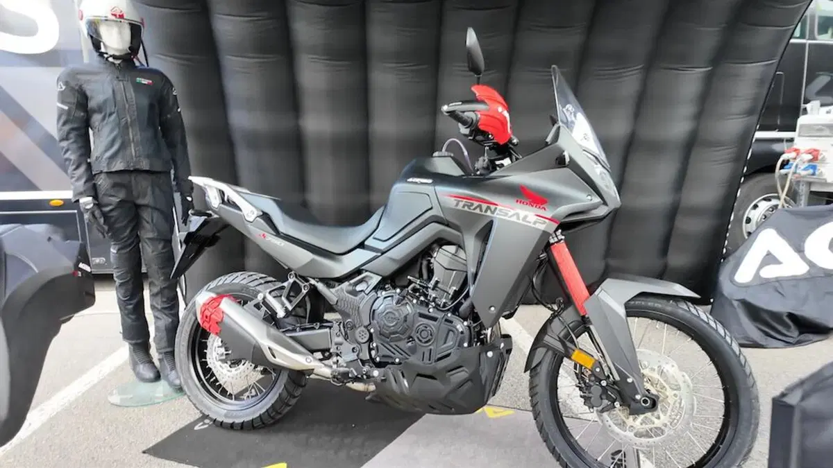 Adventourfest: Bobbio accoglie i grandi appassionati del mototurismo senza confini! (43)