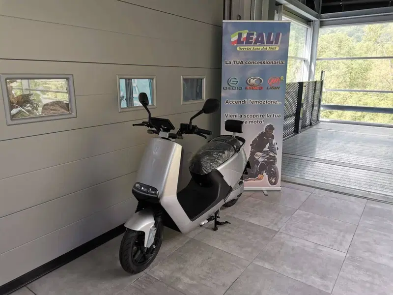Yadea G5S (2022 - 26)