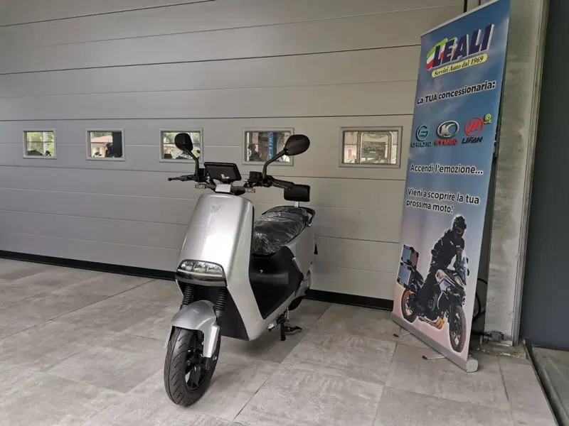 Yadea G5S (2022 - 26) (5)