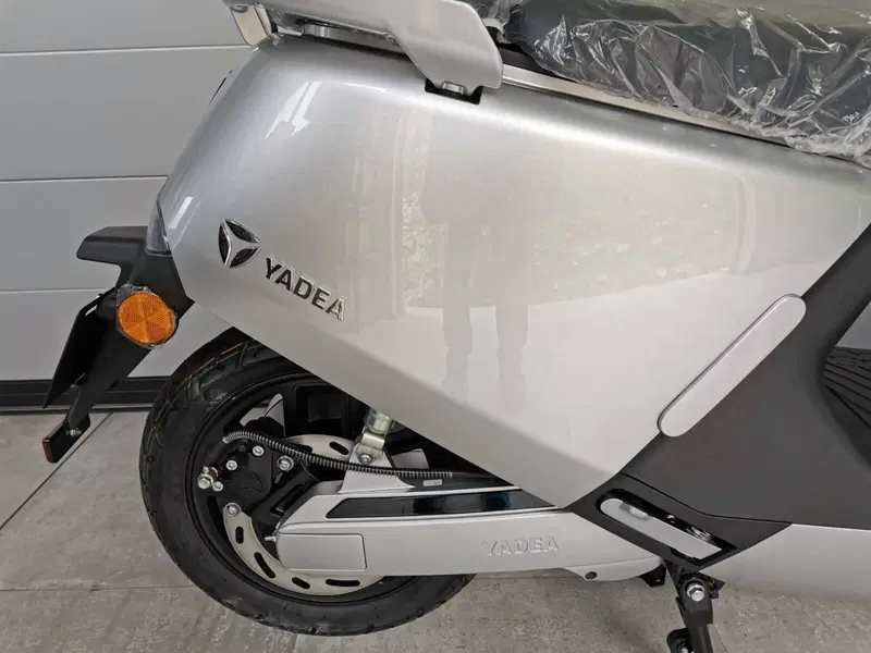 Yadea G5S (2022 - 26) (13)