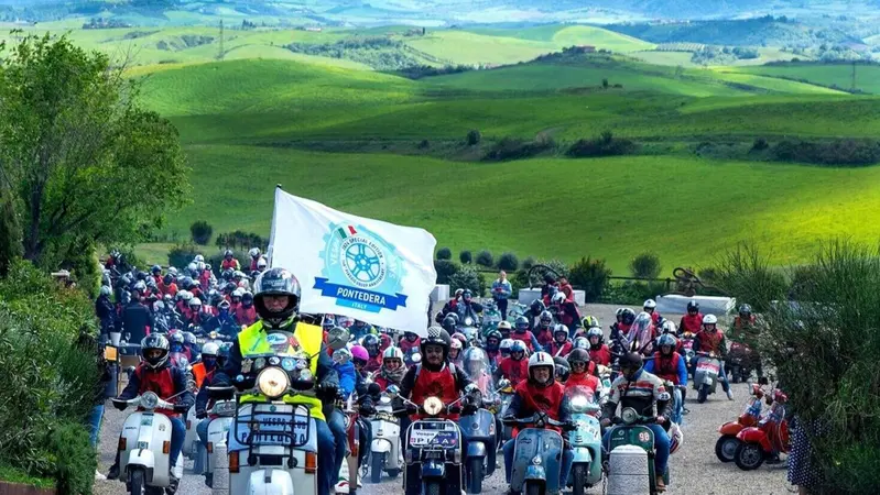 Il racconto dei Vespa World Days a Pontedera: 15mila Vespa! [VIDEO]