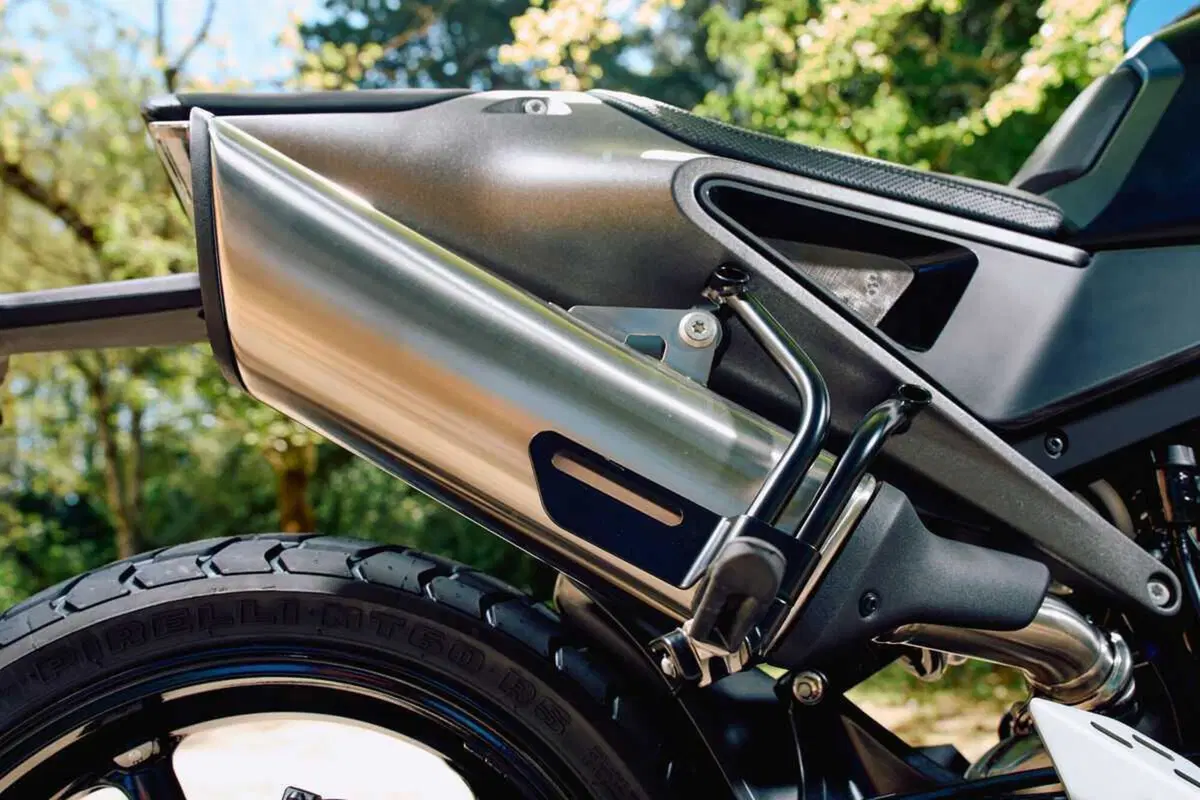 Husqvarna Svartpilen 801 (46)