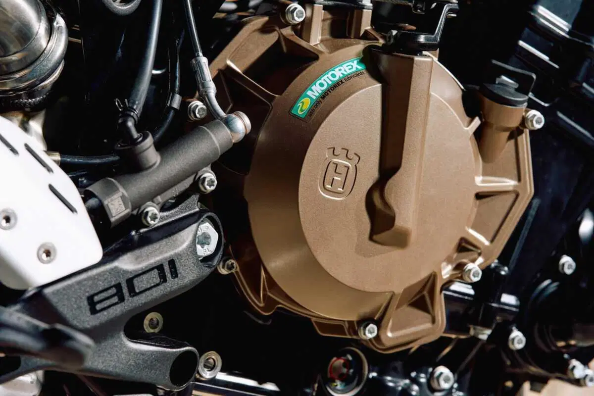 Husqvarna Svartpilen 801 (57)