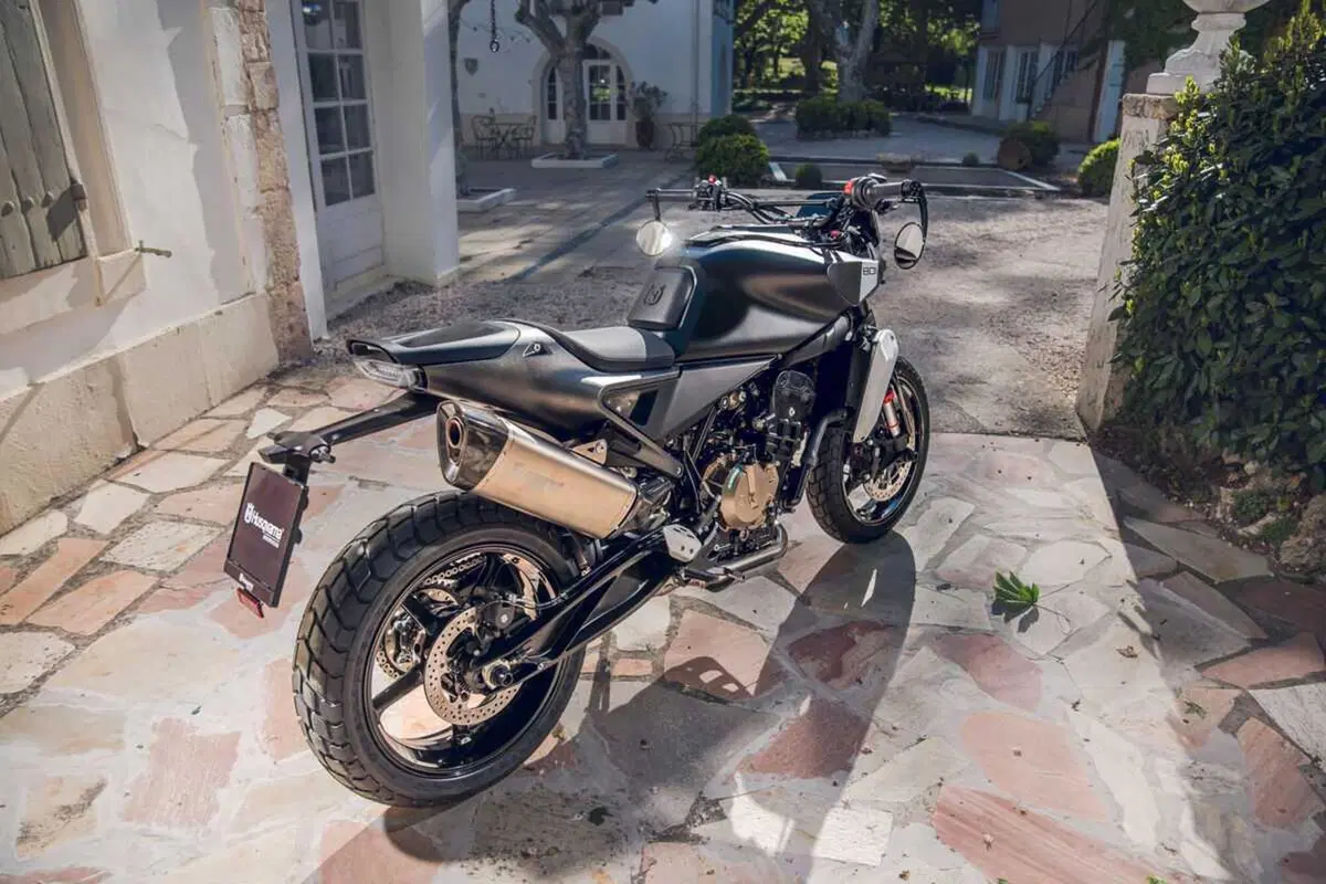 Husqvarna Svartpilen 801 (67)