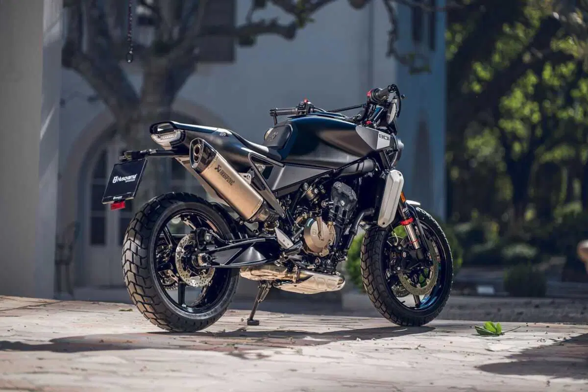 Husqvarna Svartpilen 801 (68)