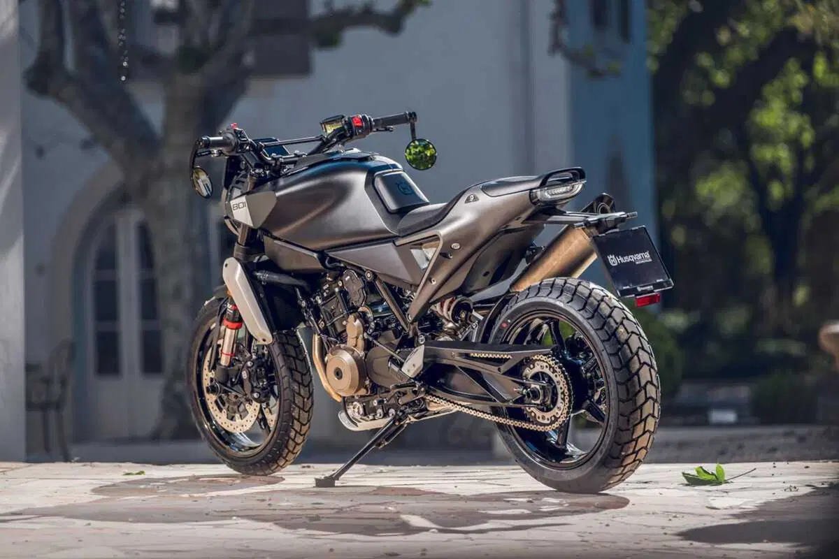 Husqvarna Svartpilen 801 (69)