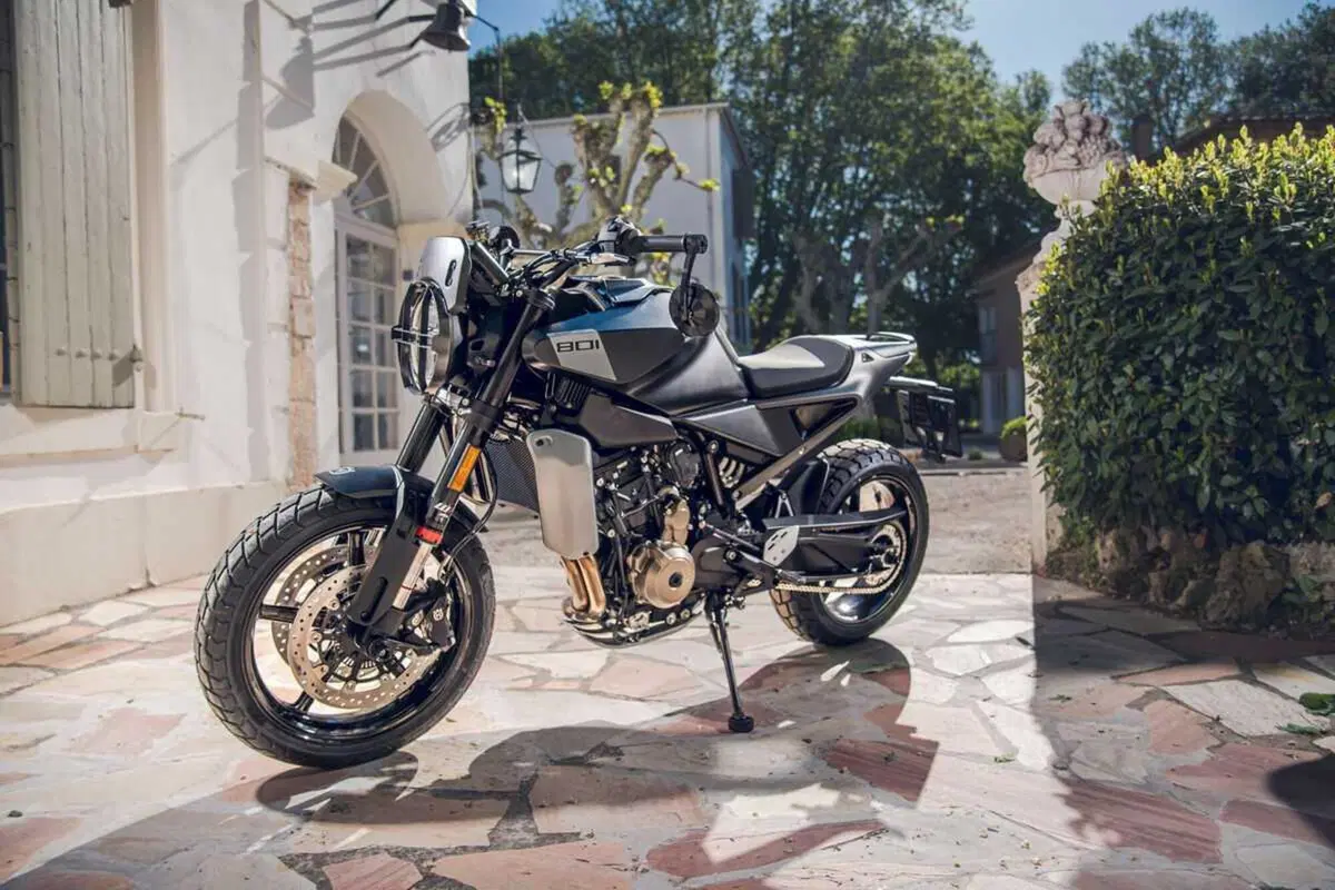 Husqvarna Svartpilen 801 (74)