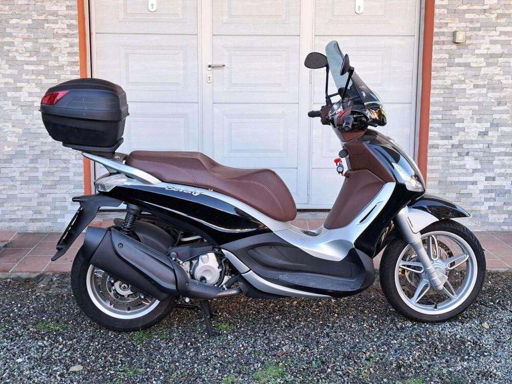 Piaggio Beverly 350 S ABS (2019 - 20) (2)