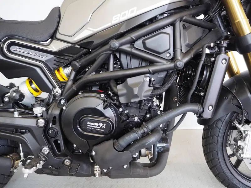 Benelli Leoncino 800 (2022 - 26) (3)