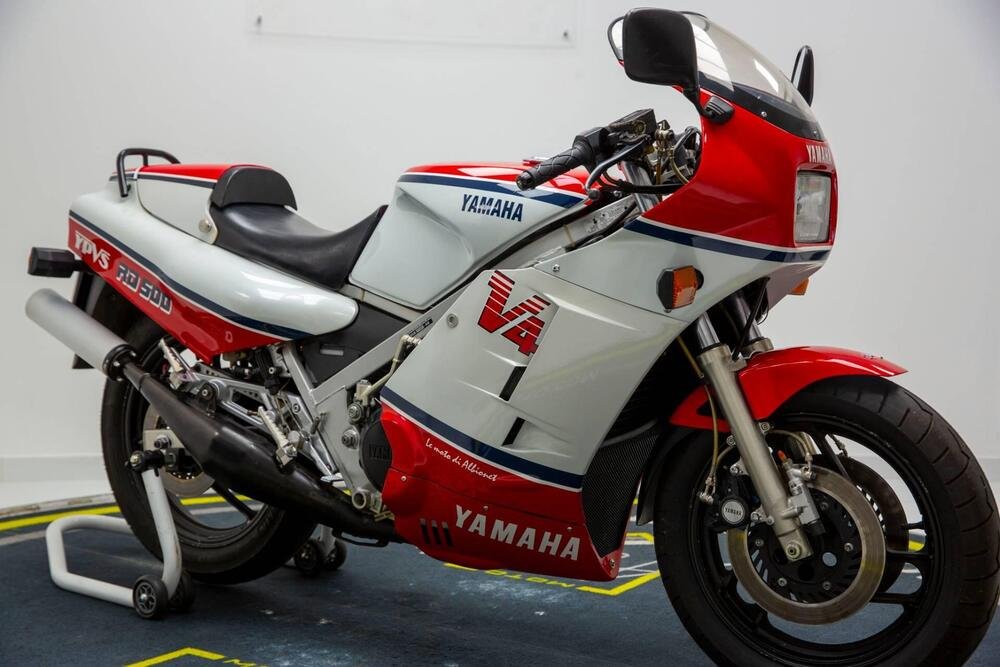 Yamaha RD 500 LC (2)