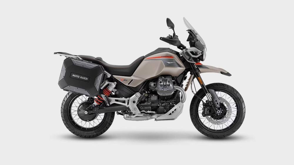 Moto Guzzi V85 TT Travel (2024)