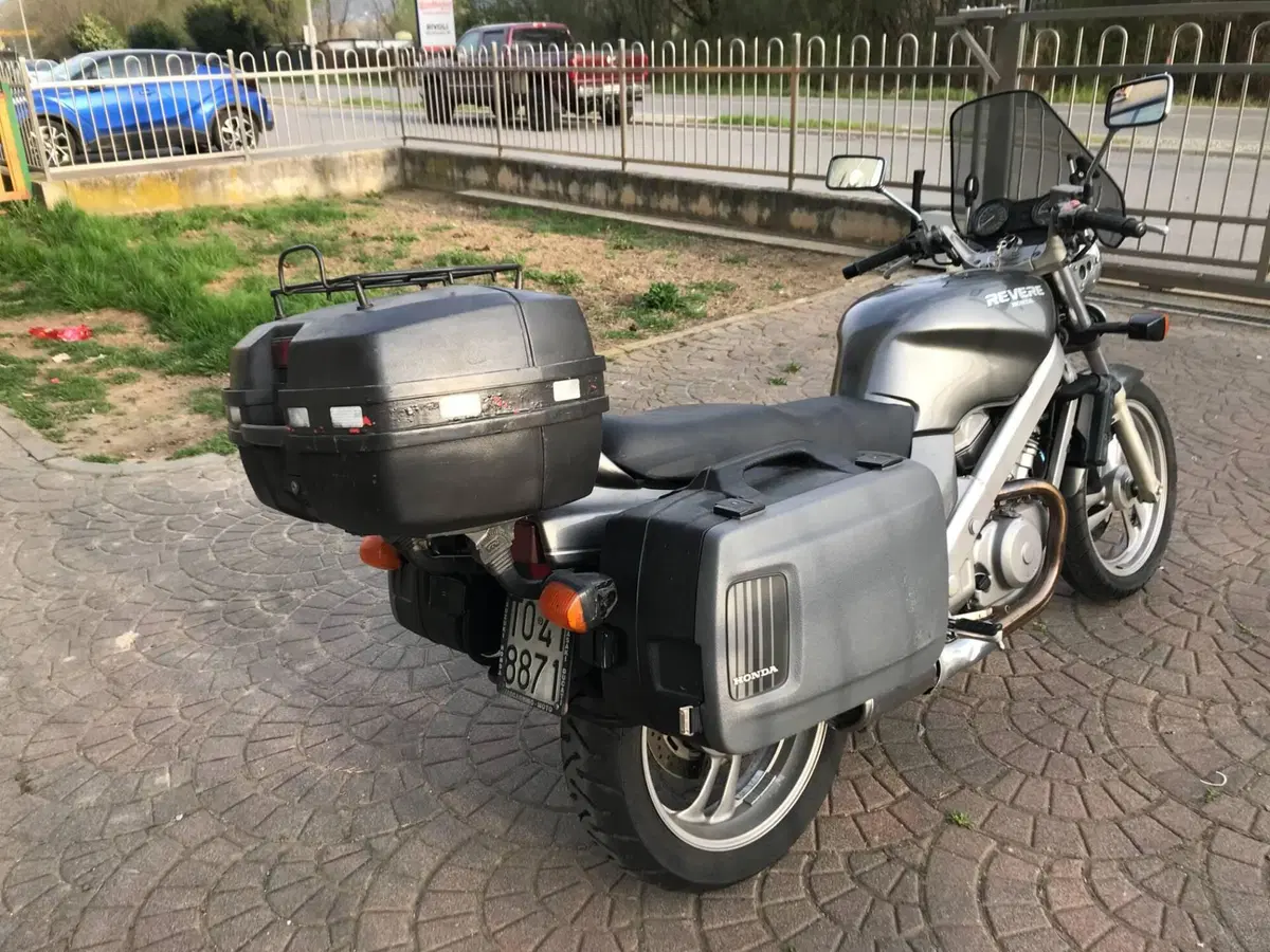Honda revere (7)