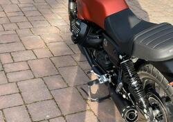 Moto Guzzi V7 Stone (2021 - 24) usata