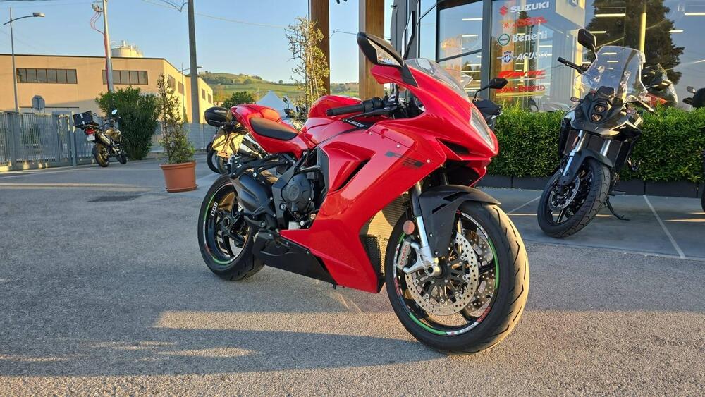 MV Agusta F3 800 Rosso (2021 - 23) (5)