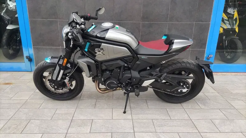 CFMOTO 700CL-X Sport (2022 - 26) (2)