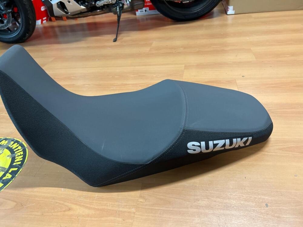 Suzuki V-Strom 1000 sella ribassata (3)