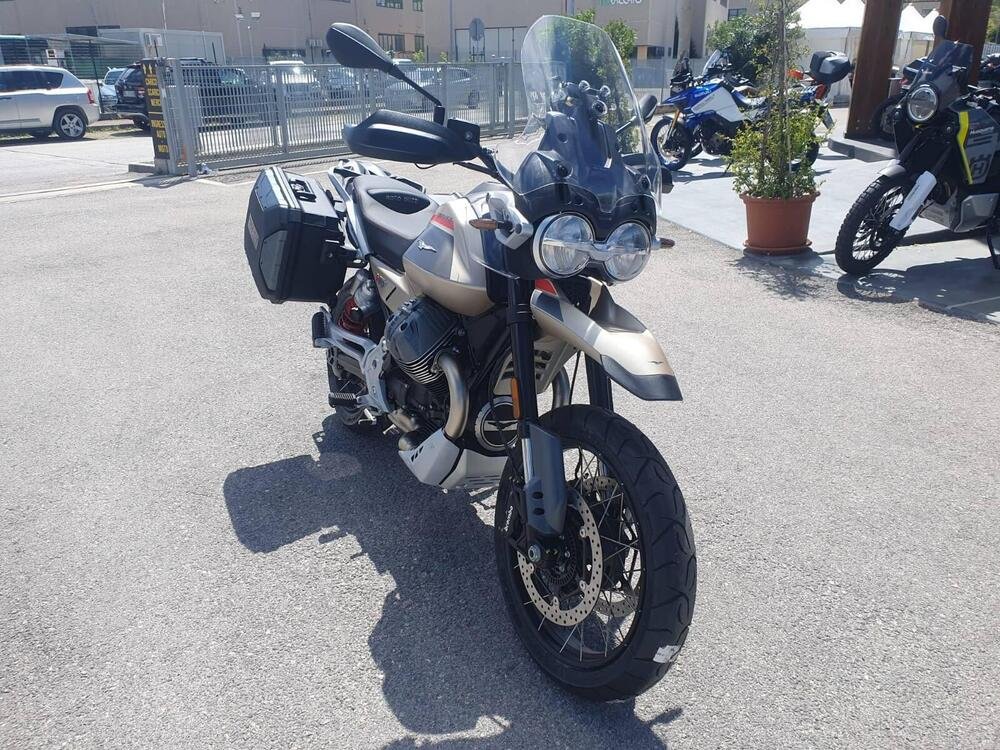 Moto Guzzi V85 TT Travel (2024) (5)