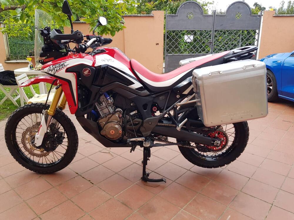 Honda Africa Twin CRF 1000L Rally (2018) (2)