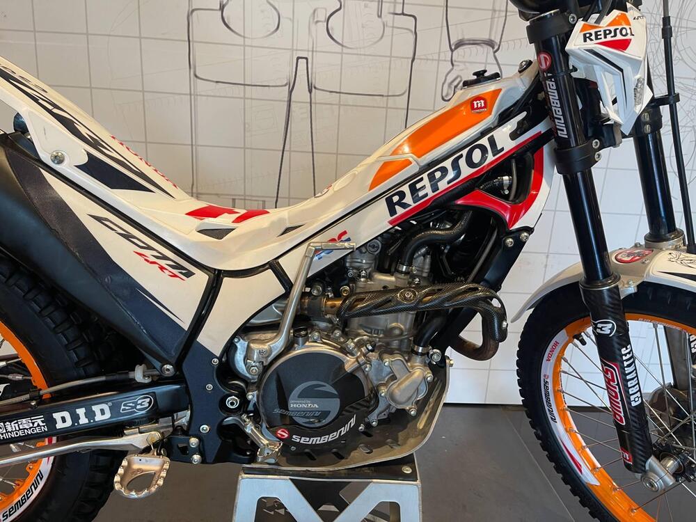 Montesa Cota 4RT Race Replica (2017 - 21) (2)