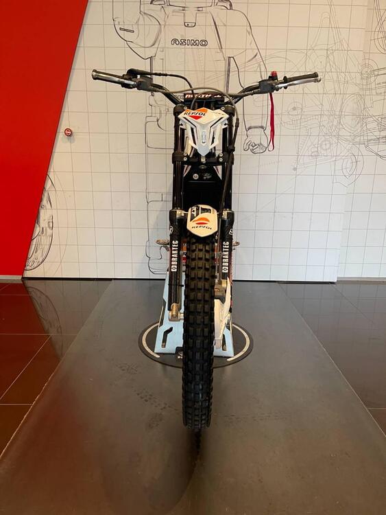 Montesa Cota 4RT Race Replica (2017 - 21) (4)