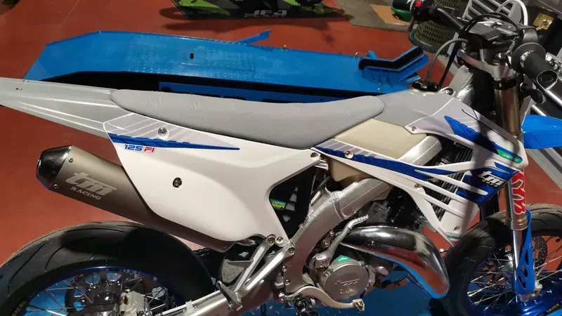 Tm Moto SMR 125 ES Fi 2T (2026) (4)