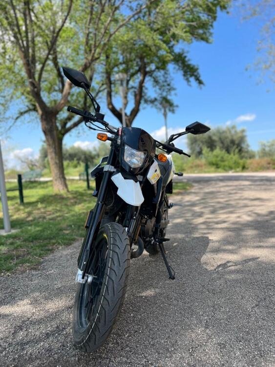 KSR Moto TR 50 SM 2T (2019 - 20) (4)
