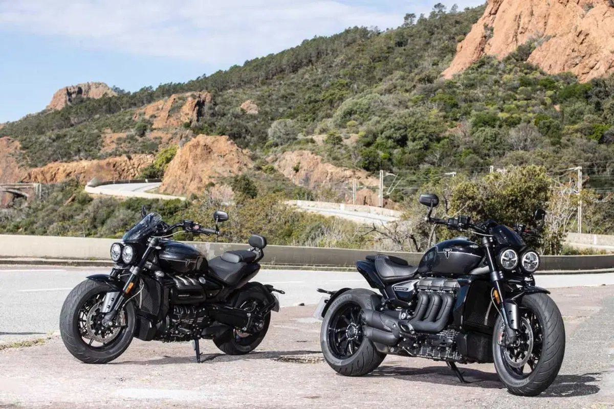 Triumph Rocket 3 Storm R e Storm GT: il TEST del mostro dal cuore grande (110)