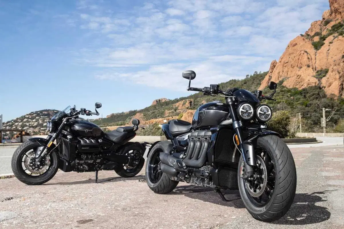 Triumph Rocket 3 Storm R e Storm GT: il TEST del mostro dal cuore grande (111)