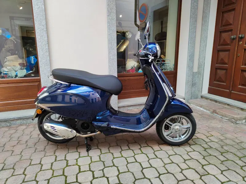 Vespa Primavera 150 (2024 - 25) (2)