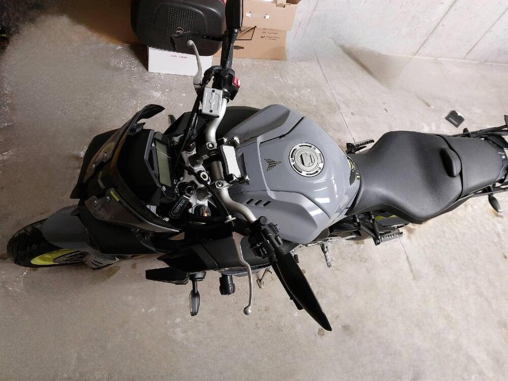 Yamaha MT-10 ABS (2016 - 17) (3)