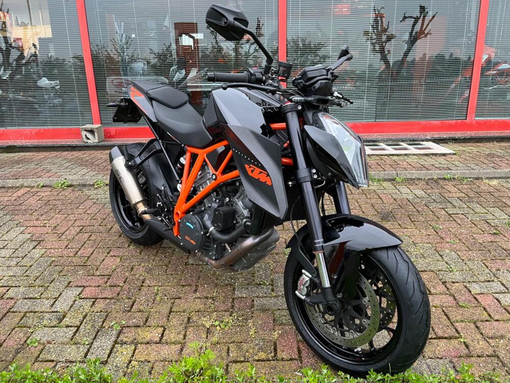 KTM 1290 Super Duke R ABS (2014 - 16) (3)