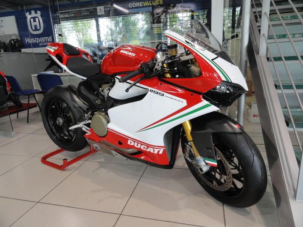 Ducati 1199 Panigale S Tricolore (2012 - 14) (2)
