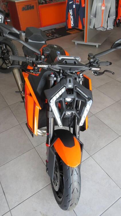 KTM 1390 Super Duke R (2024) (3)