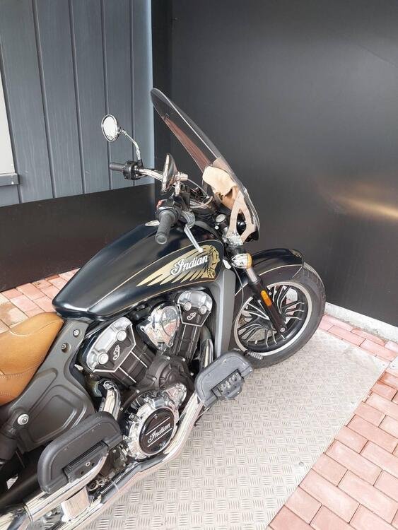 Indian Scout (2015 - 16) (2)