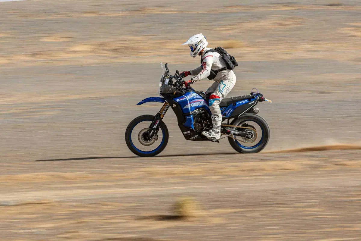 TEST Yamaha Ténéré 700 GYTR: il KIT da 30.000 euro per vincere in Africa. A 193 km/h nel deserto! (2)