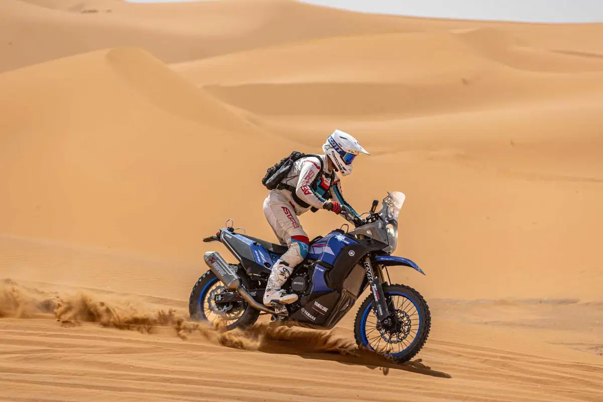 TEST Yamaha Ténéré 700 GYTR: il KIT da 30.000 euro per vincere in Africa. A 193 km/h nel deserto! (3)