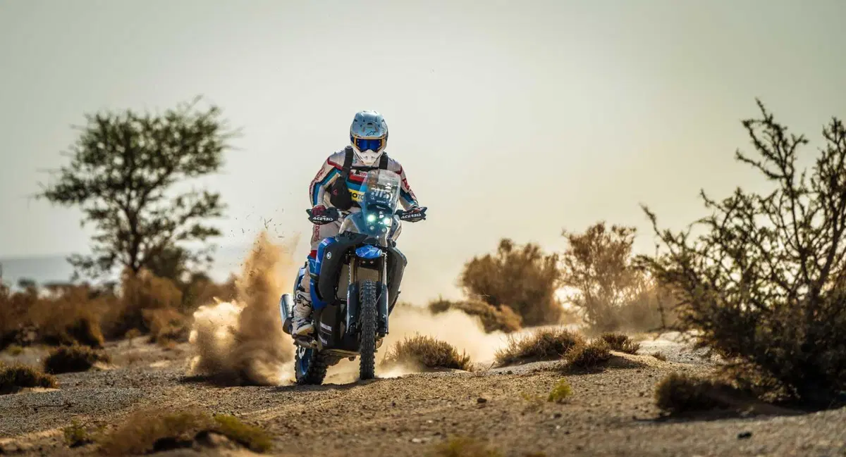 TEST Yamaha Ténéré 700 GYTR: il KIT da 30.000 euro per vincere in Africa. A 193 km/h nel deserto! (7)