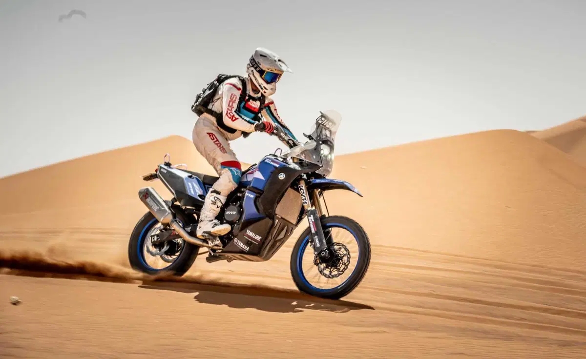 TEST Yamaha Ténéré 700 GYTR: il KIT da 30.000 euro per vincere in Africa. A 193 km/h nel deserto! (10)
