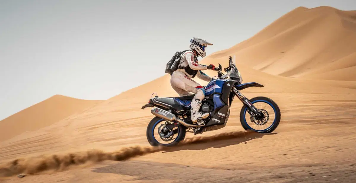 TEST Yamaha Ténéré 700 GYTR: il KIT da 30.000 euro per vincere in Africa. A 193 km/h nel deserto! (9)