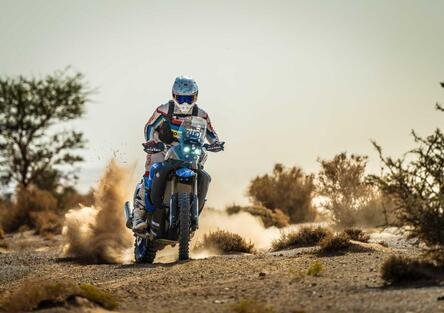 TEST Yamaha Ténéré 700 GYTR: il KIT da 30.000 euro per vincere in Africa. A 193 km/h nel deserto!