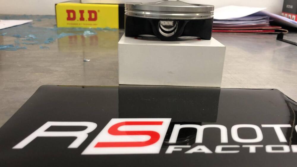 PISTONE CON FASCE PER HONDA CRF 450 CODICE PISTONE (2)