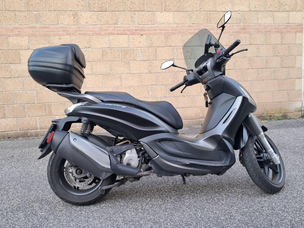 Piaggio Beverly 350 SportTouring ie ABS (2011 - 17) (3)