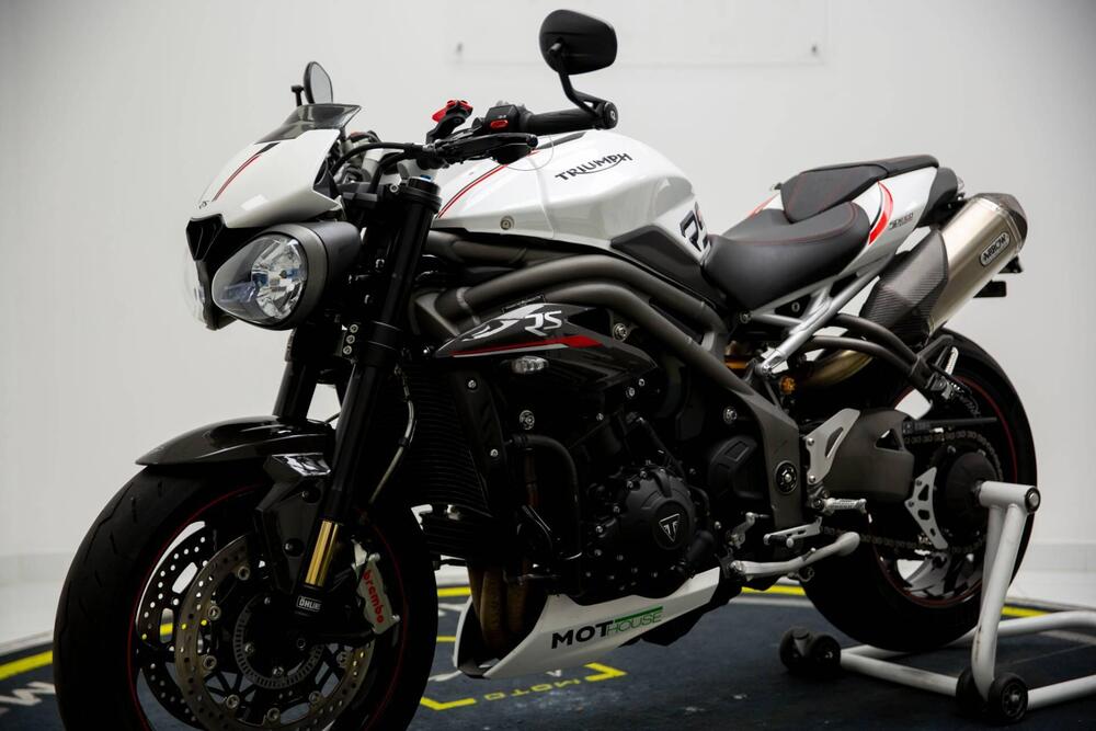 Triumph Speed Triple 1050 RS (2018 - 20) (3)