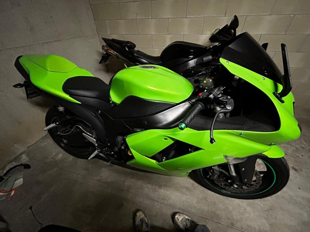 Kawasaki Ninja 600 ZX-6R (2007 - 08) (3)