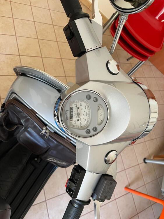 Piaggio Vespa 125 PX (1980 - 89) (5)