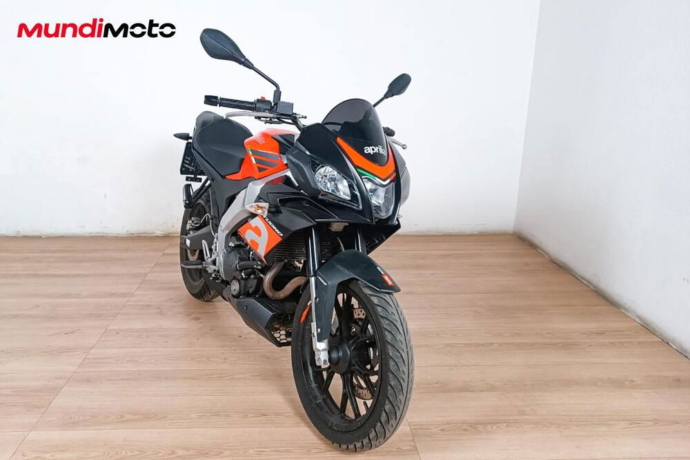 Aprilia Tuono V4 R APRC ABS (2013 - 15) (2)